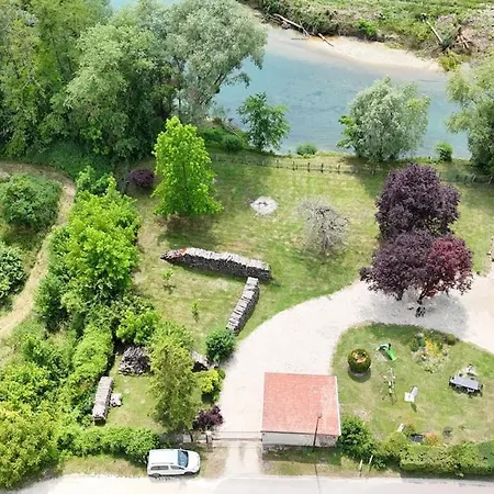 Les Pieds Dans L'aube